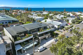 Brand new 1 bedroom opposite Long Reef Golf Club - Image 5