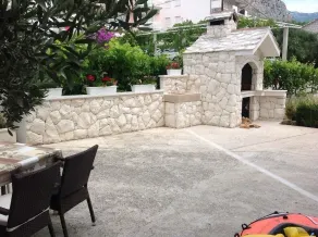 Apartment in Omiš with Balcony, Air condition, WIFI, Washing machine (3422-5) - Image 3