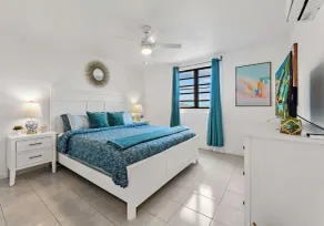 Serene Beach Condo- One Bedroom w/ Balcony - Image 5