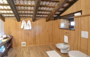 Hermosa casa de 2 recámaras en Pulfero - Image 3