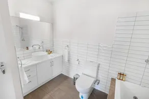 Perfect for those looking to enjoy some peace - Image 2