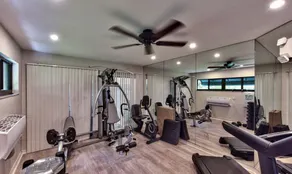 Naples Beach condo. First floor easy access- Walk to Vanderbilt Beach - Image 3