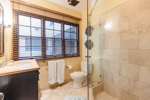 Luxury Condo with Jungle View & Beach Club Membership! - Image 3