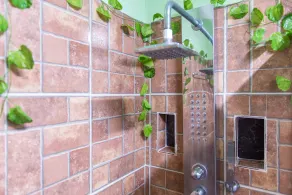 2 Bedroom fully air-conditioned 6 mins from Airport - Image 4