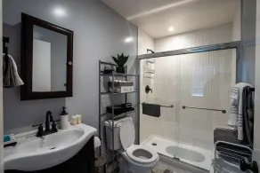 LuxoStays| Sleep 14! Spacious 6BR Nr Napa(10 Bed) - Image 4