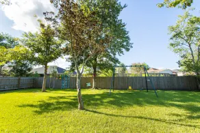 Private family home close to the beach, fishing and NAS - Image 2