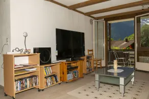 2 balkonger, 1 terrass, utsikt över vattenfall, berg, flod, Wengen, tåg, - Image 2