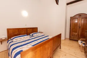 House Gaia – For Up to 5 Guests, Just a Few Steps from the Beach by 22Estates - Image 2