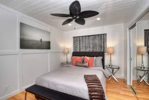 Luxurious coastal condo with amazing backyard - Image 3