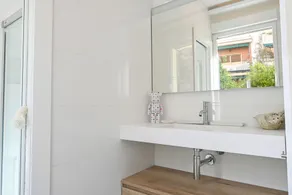 For You Rentals Bernabeu Stadium TEMPORAL Centro Madrid COE35 - Image 3