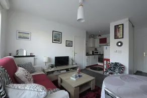 Appartement charmant à Rouen, 40 m², balcon et vue sur la ville. - Image 2