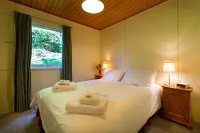 Kestrel Lodge with mountain view free wifi - Image 2