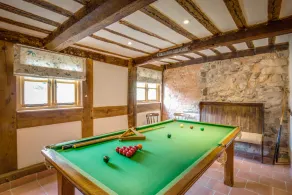 Dog and Family-Friendly Self-Catering Farmhouse on Working Farm - Image 4