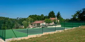 Renoviertes Bauernhaus auf 3 Hektar mit sicherem privatem Pool + Tennis - Image 4