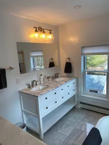 Renovated farmhouse w/hot tub Hudson Valley escape - Image 4