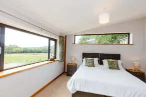 The Barn at Foxholes Farm in Peaceful Rural Devon - Image 5