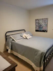 Secluded 2 Bedroom Retreat w/great family room on Sewanee Campus - Image 3