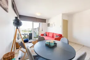 Modern Apartment with Terrace & public Pool - Image 5