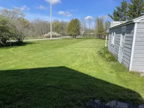5 Bedroom Family House - Big yard - Image 3