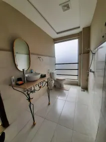 Captivating 1-Bed Apartment  fully furnished - Image 4