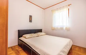 Beautiful Apartment In Crikvenica - Image 3