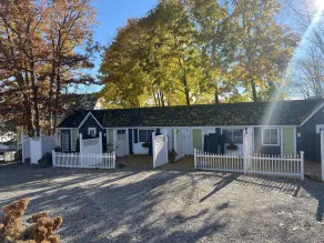Cottage 3 - Year Round - Pet Friendly $50 Fee - 1 Bedroom / 1 Bath - Image 4