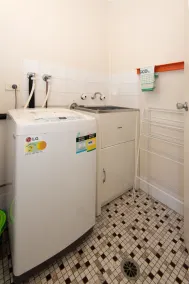 1 comodoro Batehaven - Image 3