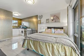 11 of 43 woodward road mount albert  - Image 4