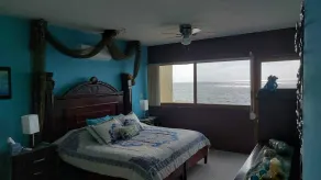 Beautiful Private Beachfront Villa - Image 4