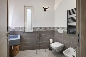 Vacation Apartment '4 Passi Mare 2' with Balconies, A/C and Wi-Fi - Image 5
