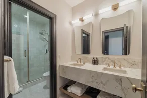 The Penrose Suites - Image 3