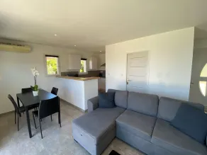 Neue Wohnung mit herrlichem Blick auf den Strand von Roya - Image 5
