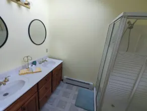 Luxury 6BR Escape Near Lake State Park - Image 4