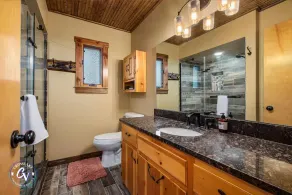 Moonlite Hideaway on Cross lake - Image 2