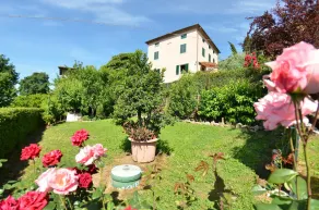 Schönes alleinstehendes Ferienhaus mit privatem Pool,  W-LAN, Veranda und Panoramablick, bei Lucca - Image 4