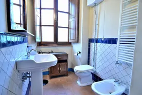 Cozy Apartment In VILLA- with Swimming pool &Garden! - Image 2