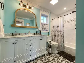 Pet Friendly Carriage House Walkable to Beach - Image 4
