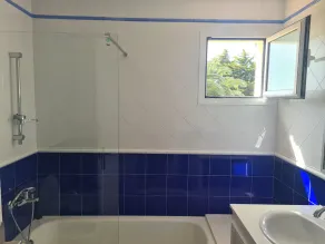 Magnifique Villa Très Bien Située Avec vue Mer, Piscine et Beaux Jardins - Image 3