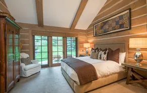 Stunning lodge style retreat on the river at  base of Sun Valley's Bald Mountain - Image 5