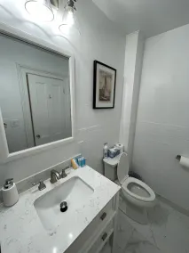 Lovely 3-Bedroom in Historic Downtown Ipswich - Image 2