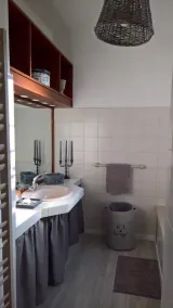 HOLIDAY HOUSE IDEALLY LOCATED - Image 2