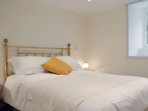 2 bedroom accommodation in Marksbury, near Bath - Image 3