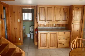 Bobcaygeon lusso Lakefront Cottage - Image 2