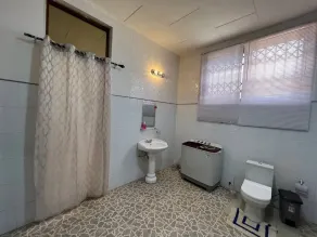 Letstayroyal luxury Apartment not far from kotoka international airport and Mall - Image 4