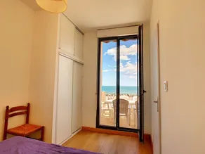 Mezzanine beach apartment, renovated, includes wifi - Image 5