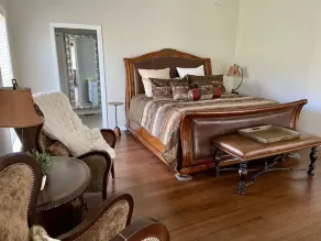 Riverbend Serenity Cabins - Image 4