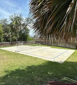 Resort Style Pool, Dock, Pickleball, Kayaks, + so much more! - Image 2