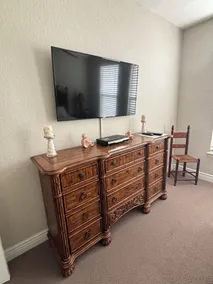 A Perfect Condo Retreat at Baywatch - Image 2