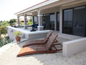 Tirar o fôlego! Luxo, 1 cama / 2 banheiros, Casa na praia, Vista panorâmica do deck, De frente para a praia - Image 5