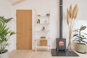 The perfect retreat for couples wanting to enjoy Deal - Image 3